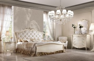 Белая итальянская спальня Vittoria 1, кровать с мягким изголовьем, пр-во Antonelli Moravio