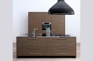 Schiffini_-_elite-designer-modern-kitchen-Pampa-01.jpg