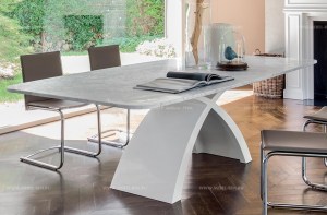 Дизайнерский прямоугольный стол Tokyo с фиксированной мраморной столешницей. Tonin Casa, Италия